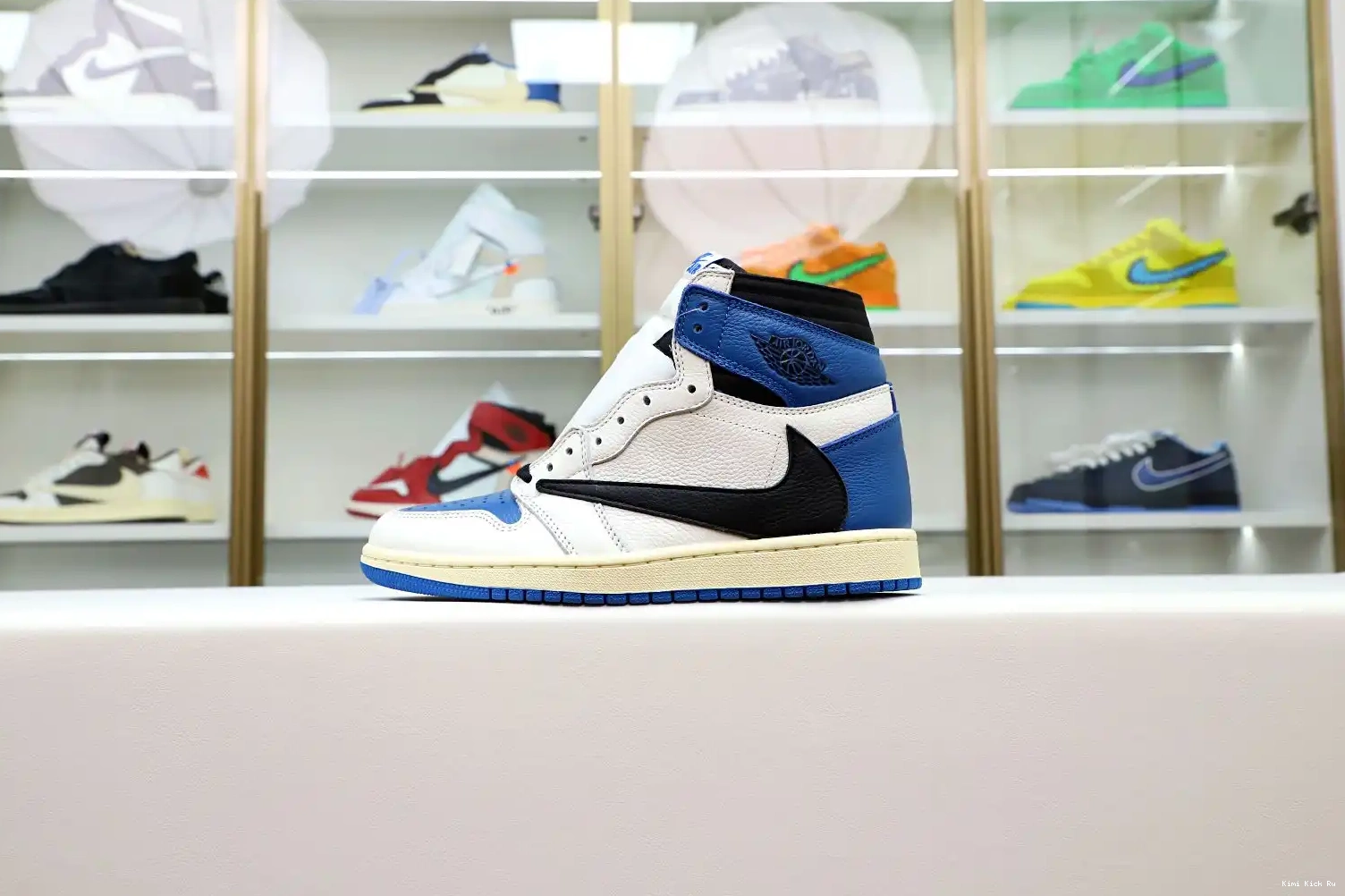 1 HIGH TRAVIS AIR DESIGN X SCOTT FRAGMENT RETRO X JORDAN Kimikick 0405